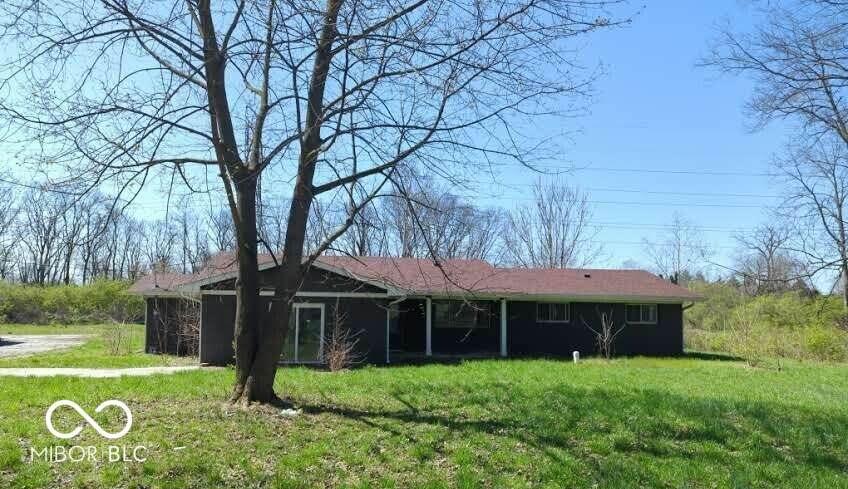 401 Edwards Avenue - Photo 1