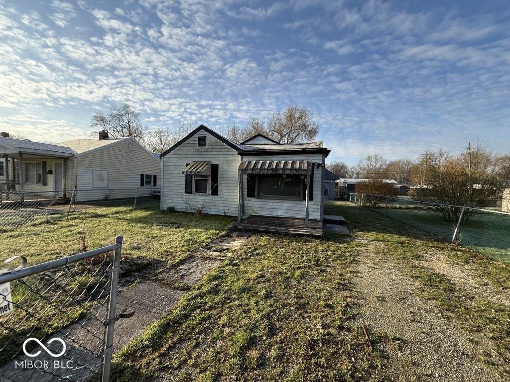 1727 10th Street - Photo 1