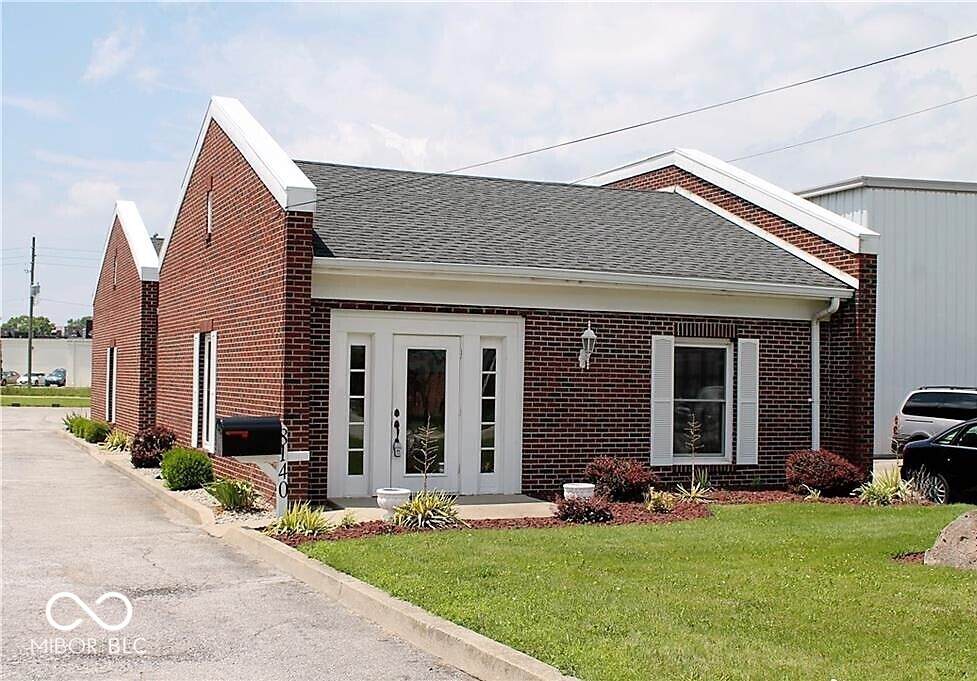 8140 Castleton Road - Photo 1