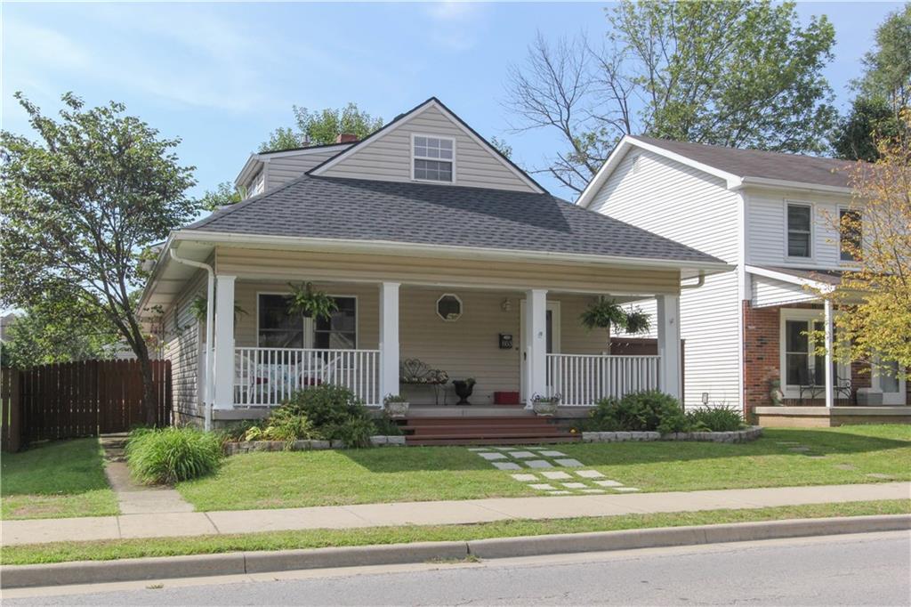 853 Oak Street - Photo 1