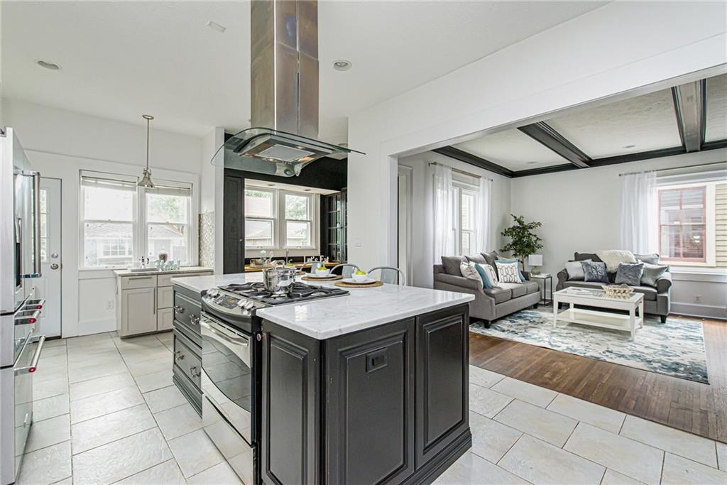1639 Delaware Street - Photo 1