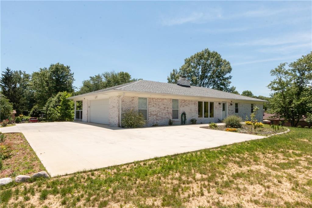 5733 75TH Street - Photo 1