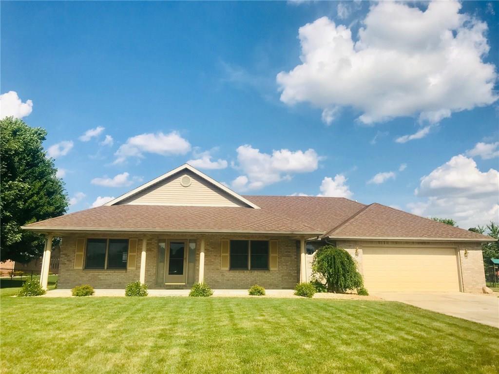 846 Briarwood Drive - Photo 1