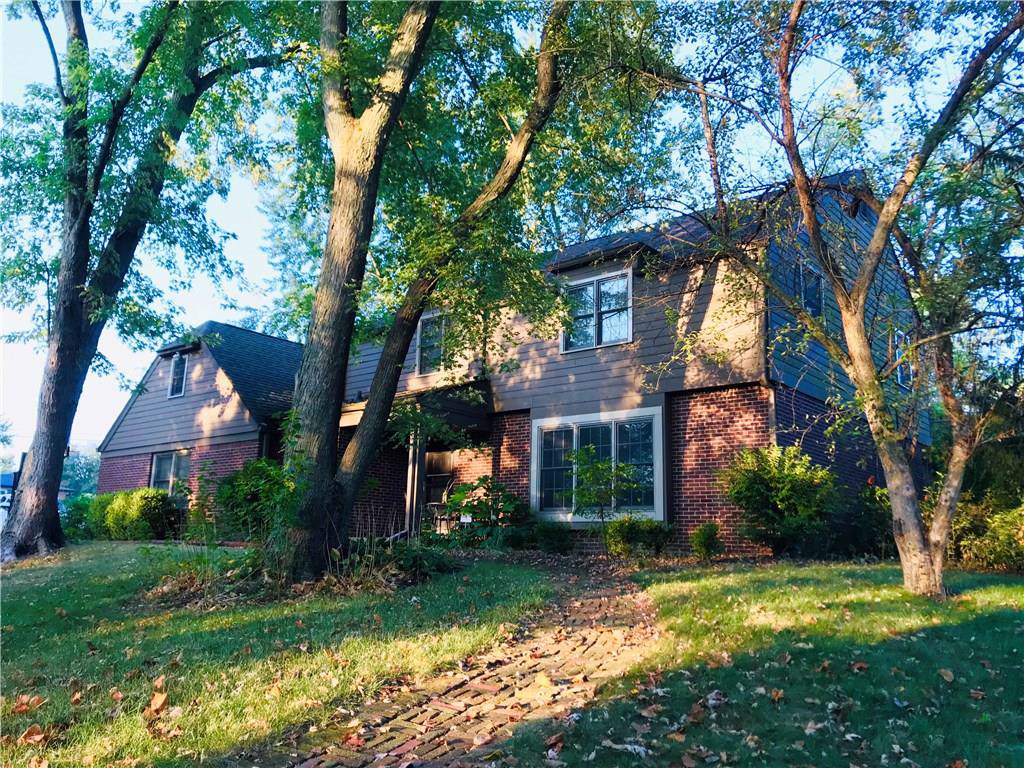 7512 Camelback Drive - Photo 1