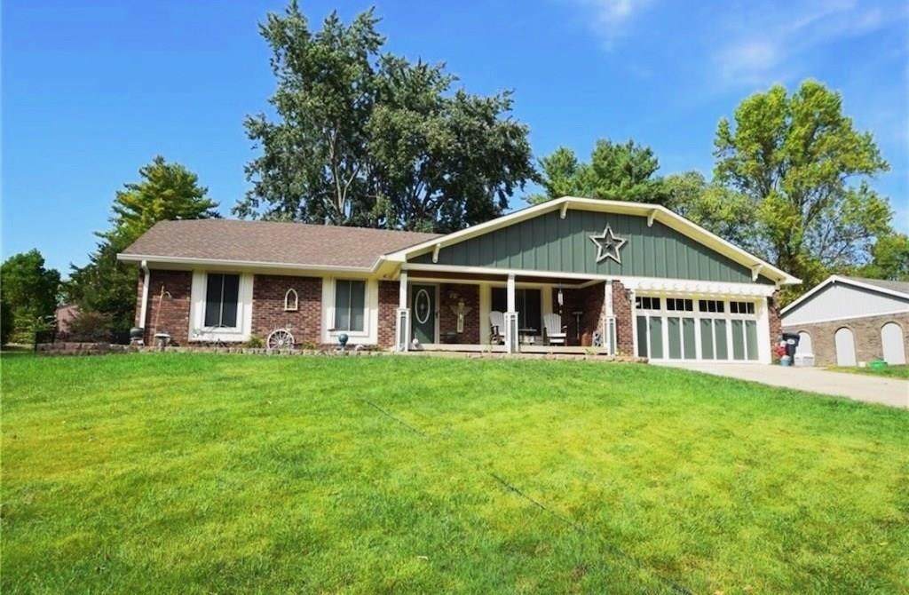 520 Shady Lane - Photo 1