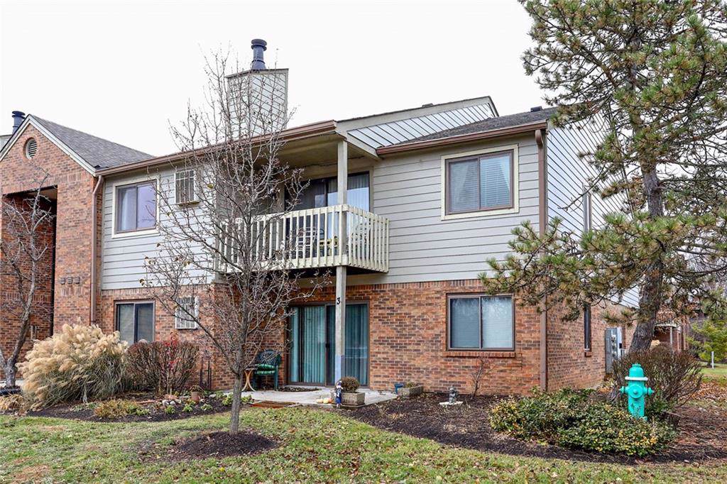 4250 Village Parkway Circle - Photo 1