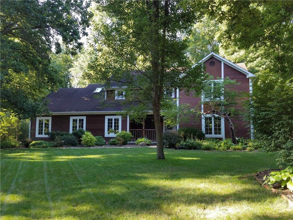 9069 Woodacre Boulevard - Photo 1