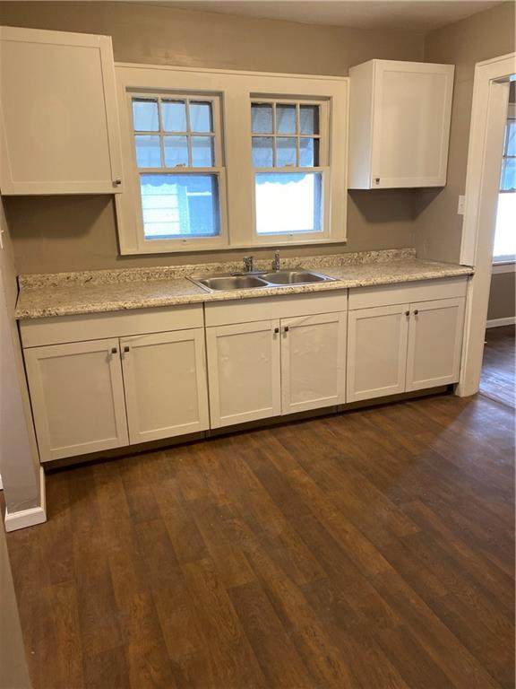 3006 Noble Street - Photo 1