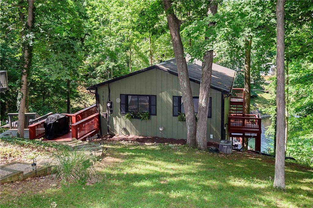 7601 Hummingbird Drive - Photo 1