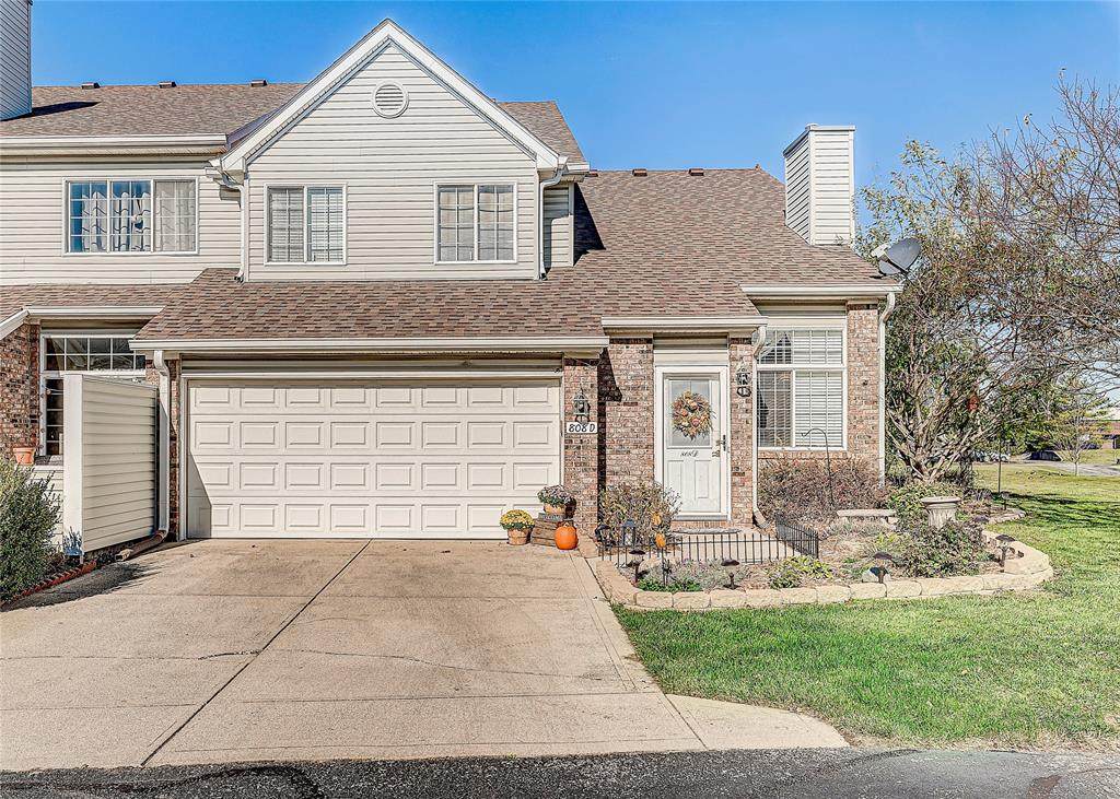 808 Coyote Way - Photo 1