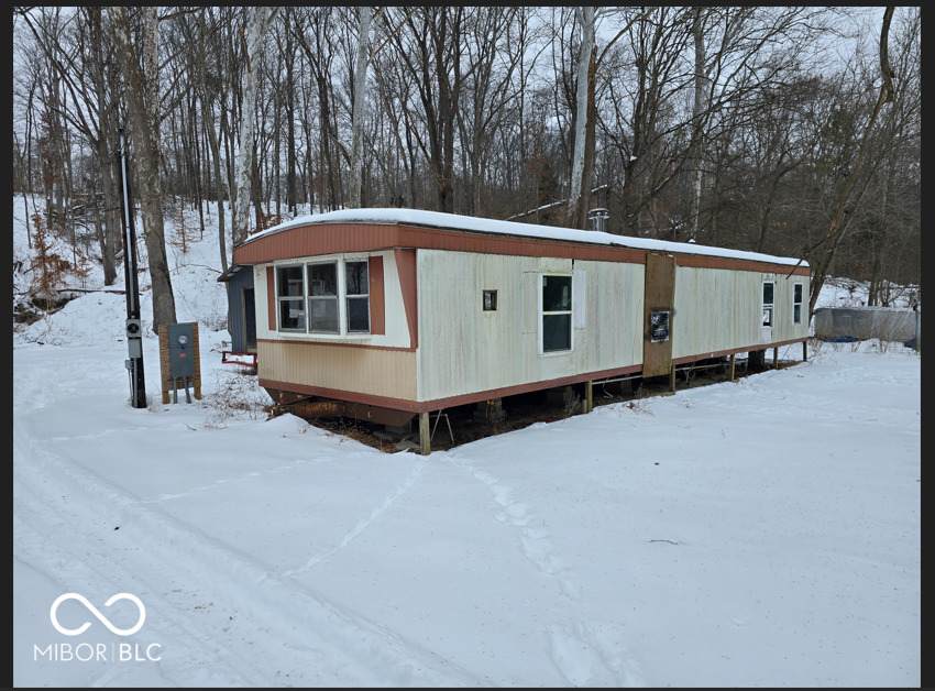 1318 State Road 135 - Photo 1