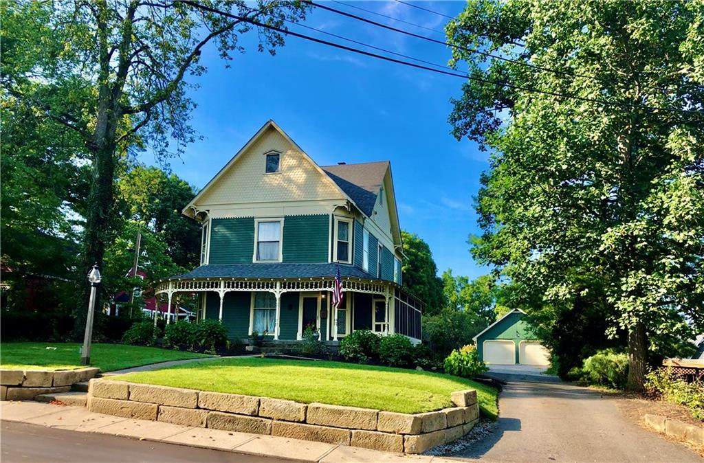 450 Ash Street - Photo 1