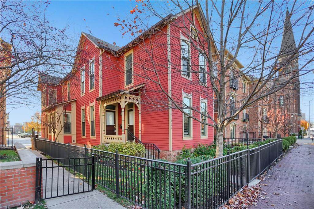 521 New York Street - Photo 1