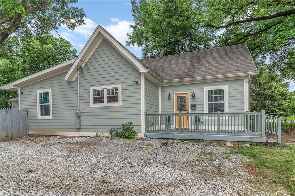 521 42nd Street - Photo 1