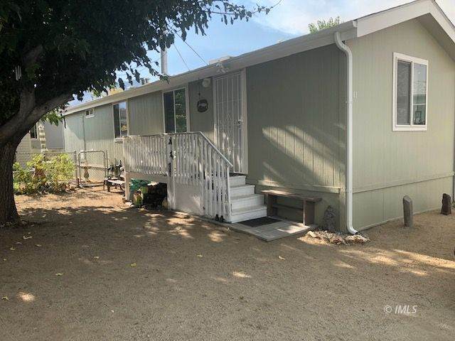 700 Glacier Lodge Rd - Photo 1