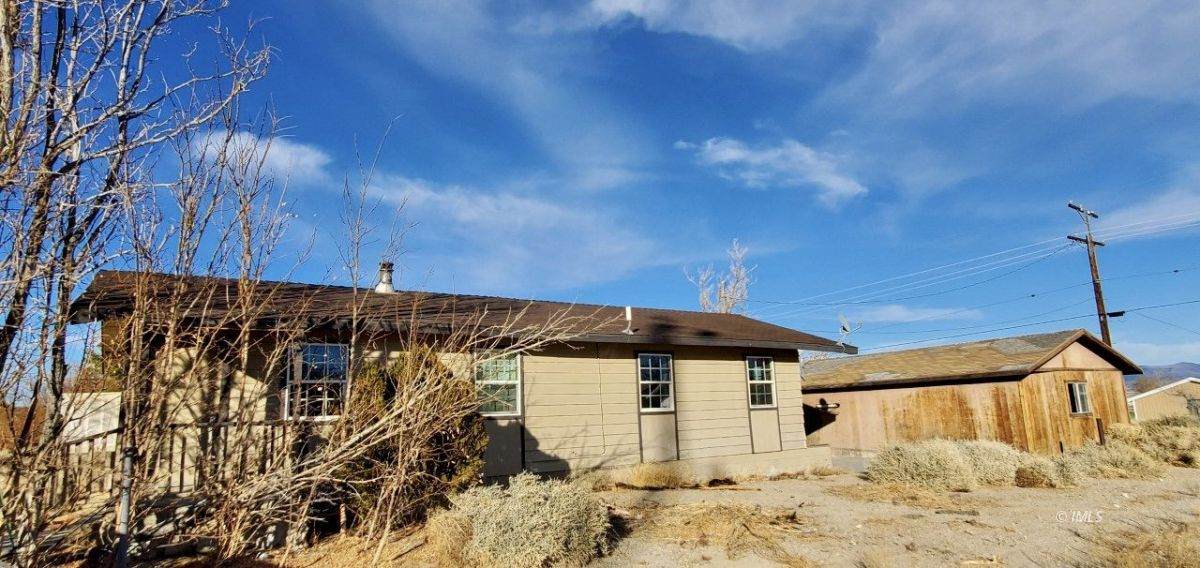 220 Sierra St - Photo 1