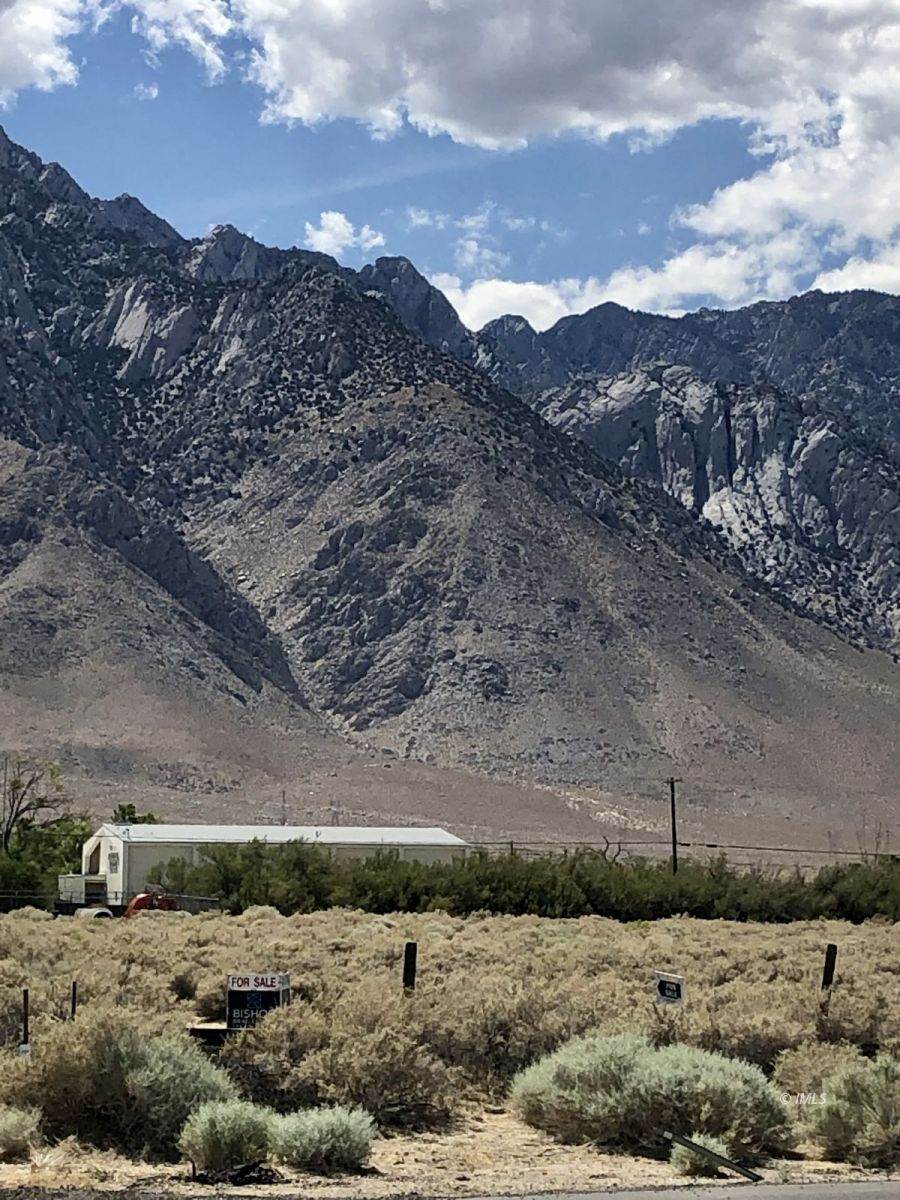 S. Highway 395 - Photo 1