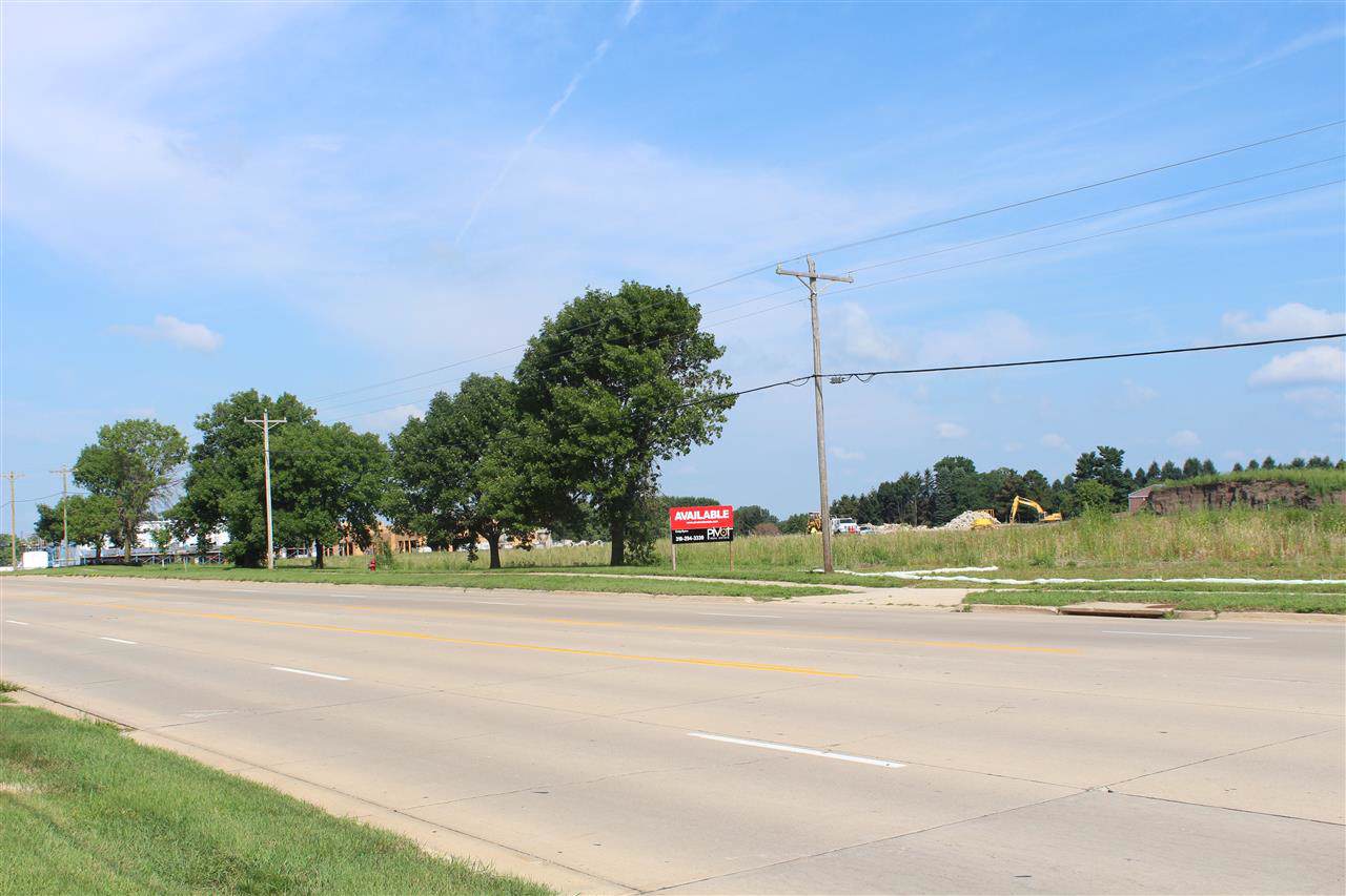 3990 Blairs Ferry Rd Ne - Photo 1
