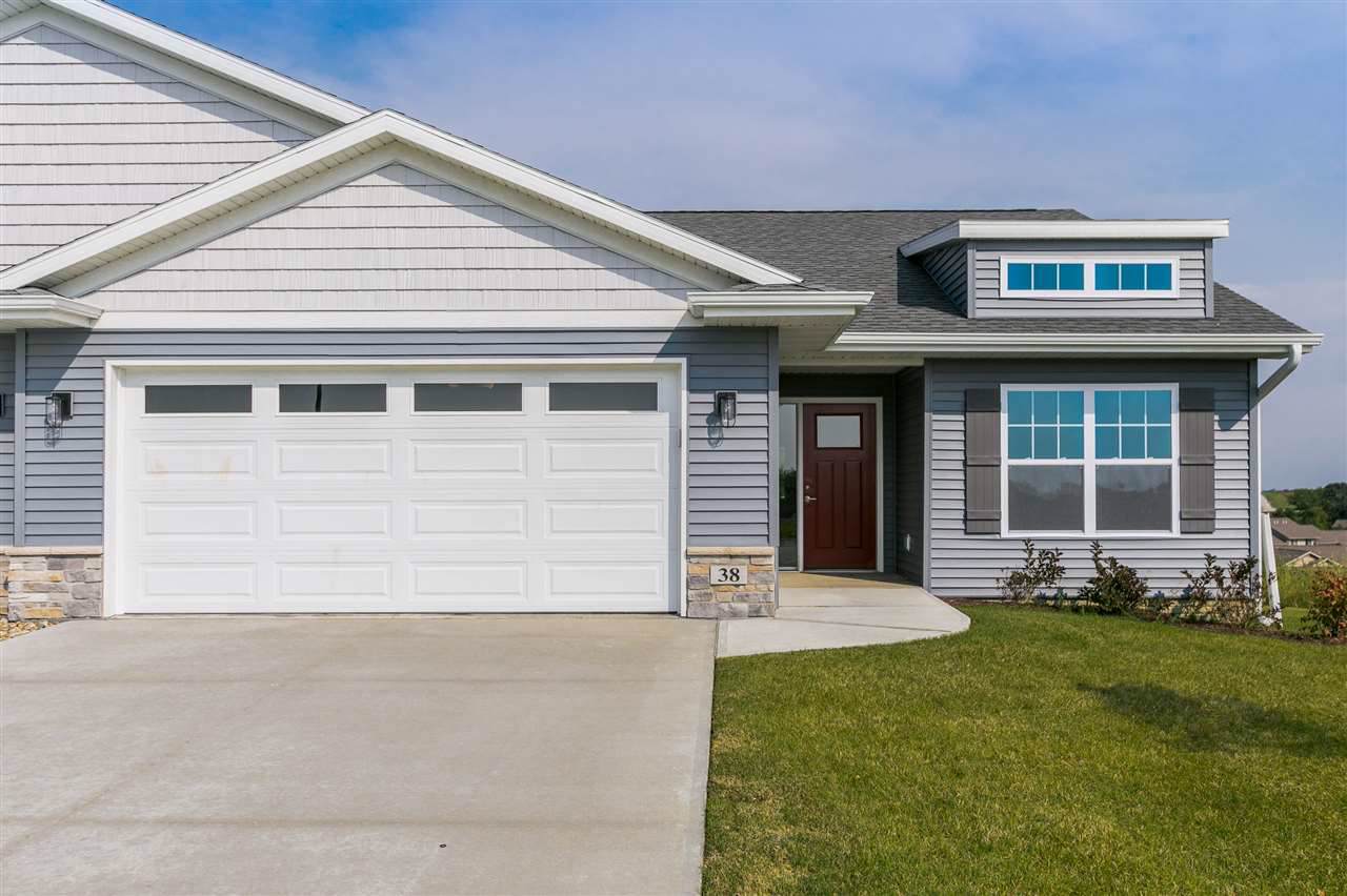 38 Pinnacle Ln - Photo 1