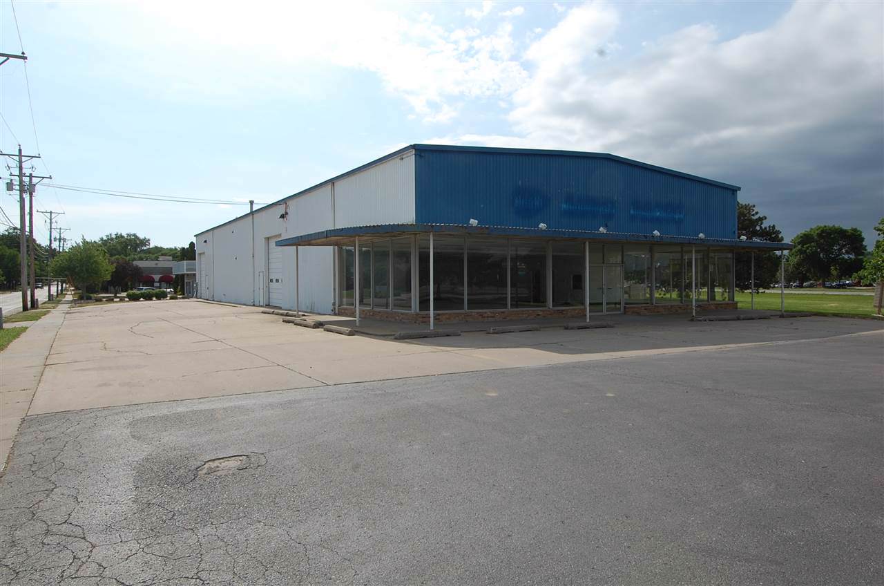391 Highland Ave - Photo 1