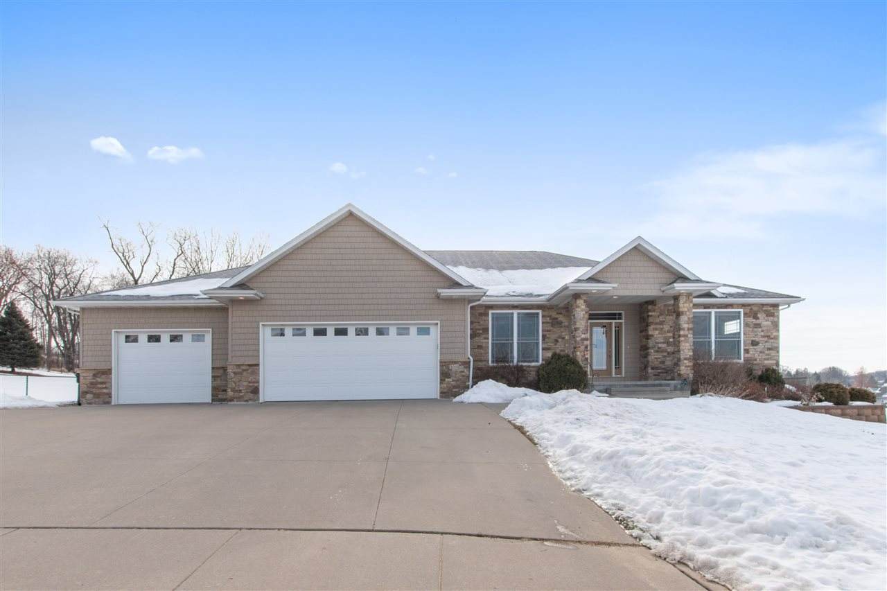 4009 Paradise Ct Nw - Photo 1