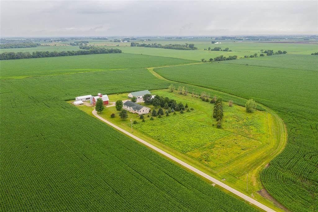 3000 Central City Rd - Photo 1