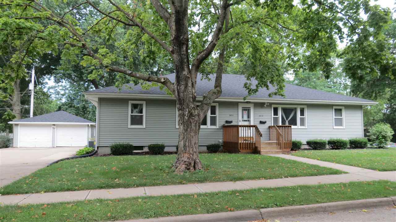 2613 Ferndale Dr - Photo 1