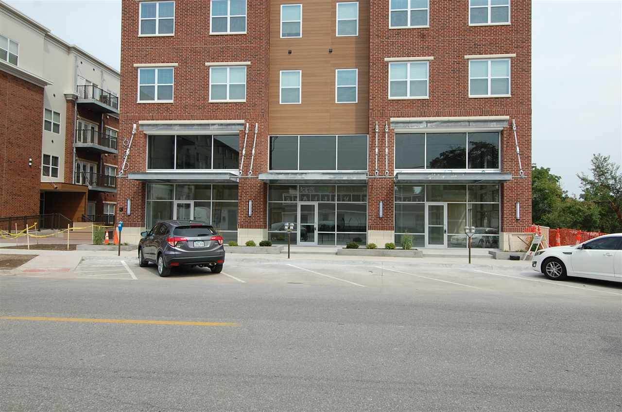 620 Dubuque St - Photo 1