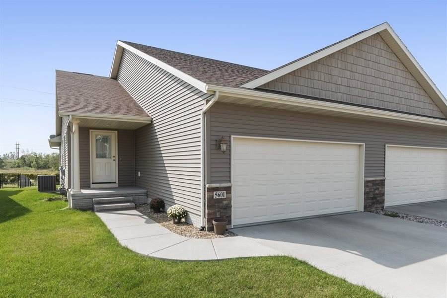 5601 Dostal Drive - Photo 1