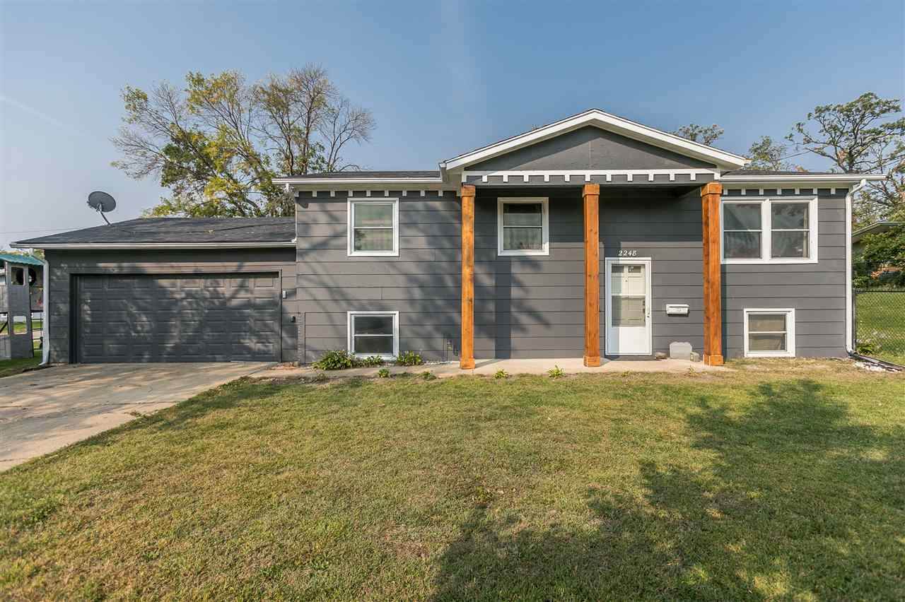 2248 Meadow Ln Ne - Photo 1