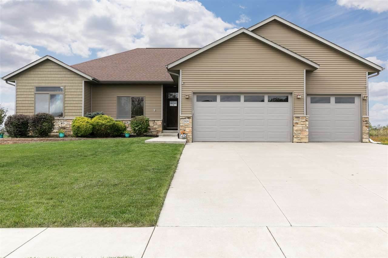 2424 Dempster Dr - Photo 1