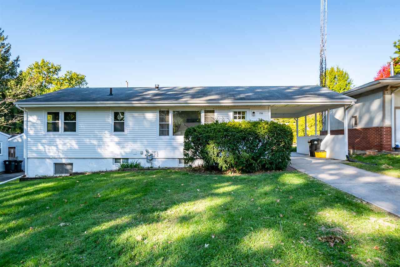 712 13th Ave - Photo 1
