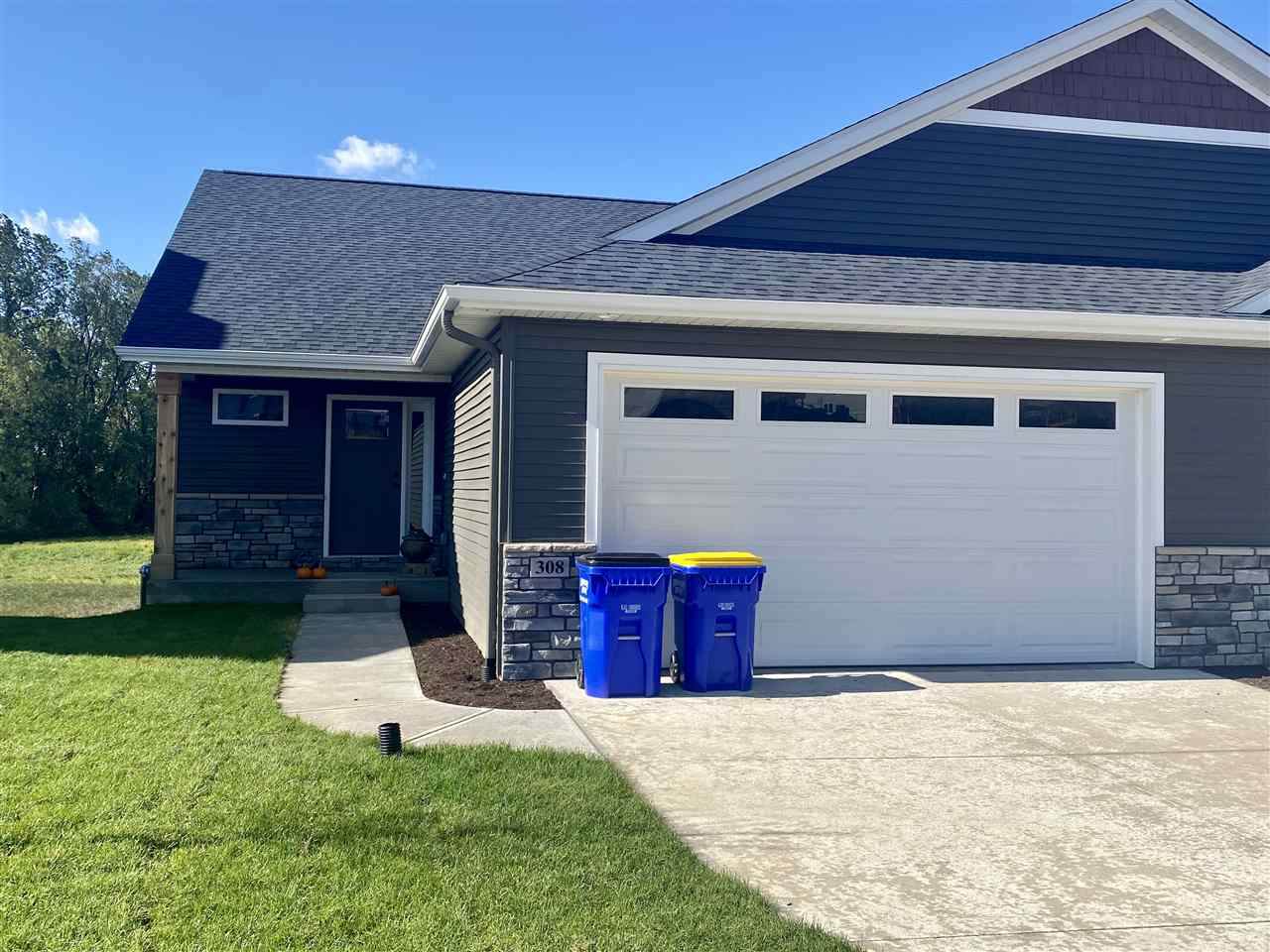 312 Dawson Drive - Photo 1