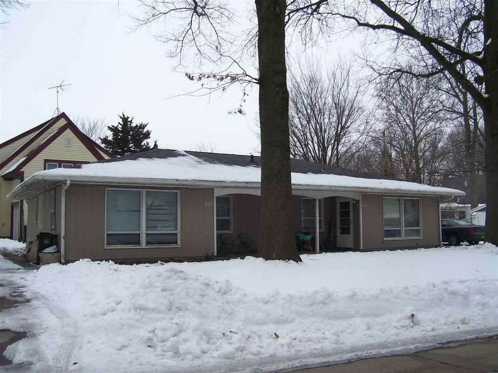 802 6th St - Photo 1