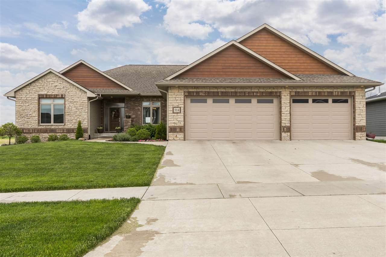 314 Linden Lane - Photo 1