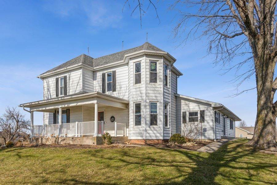 1143 Paradise Lane - Photo 1