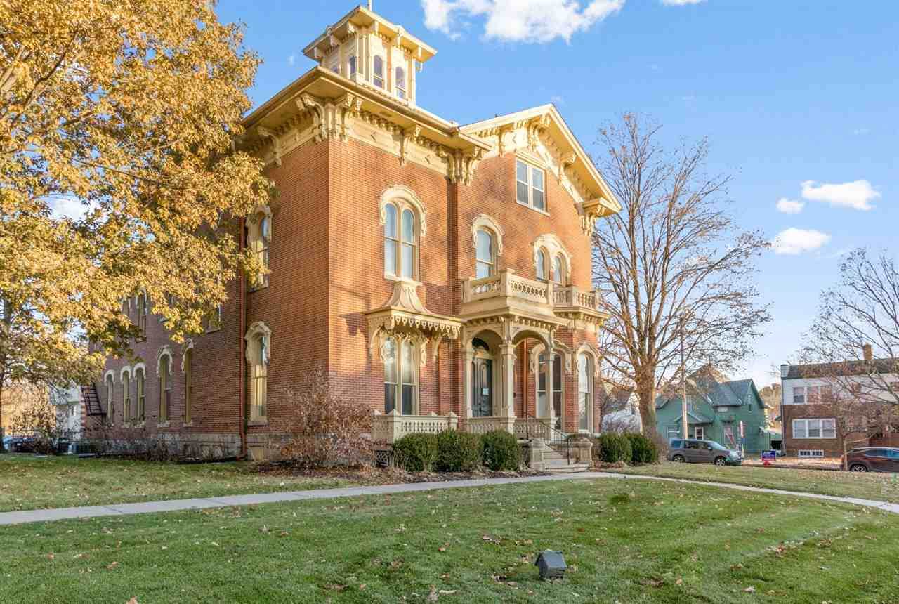 538 Gilbert St - Photo 1