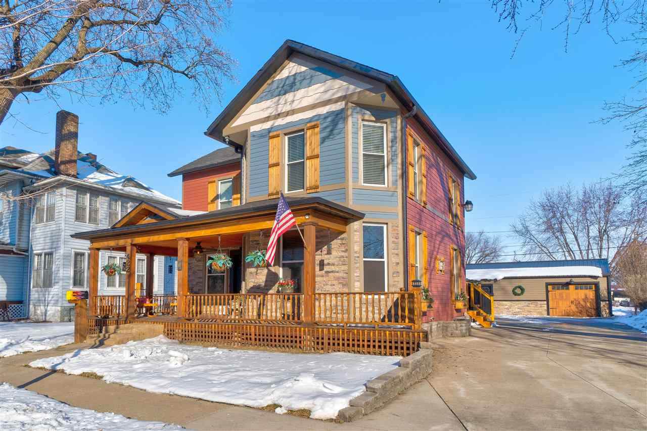 422 Main - Photo 1