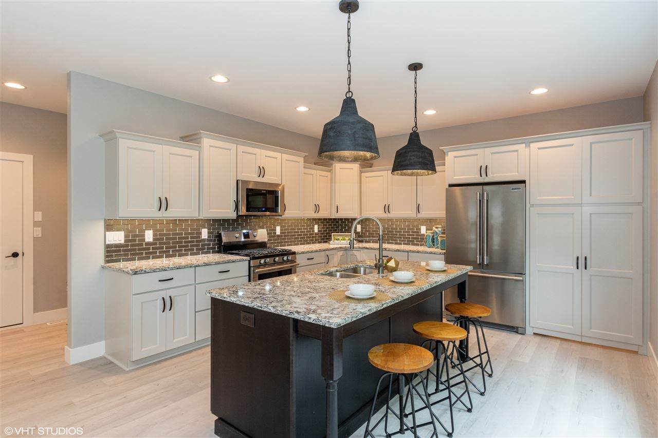 2925 Pine Hill Trace - Photo 1