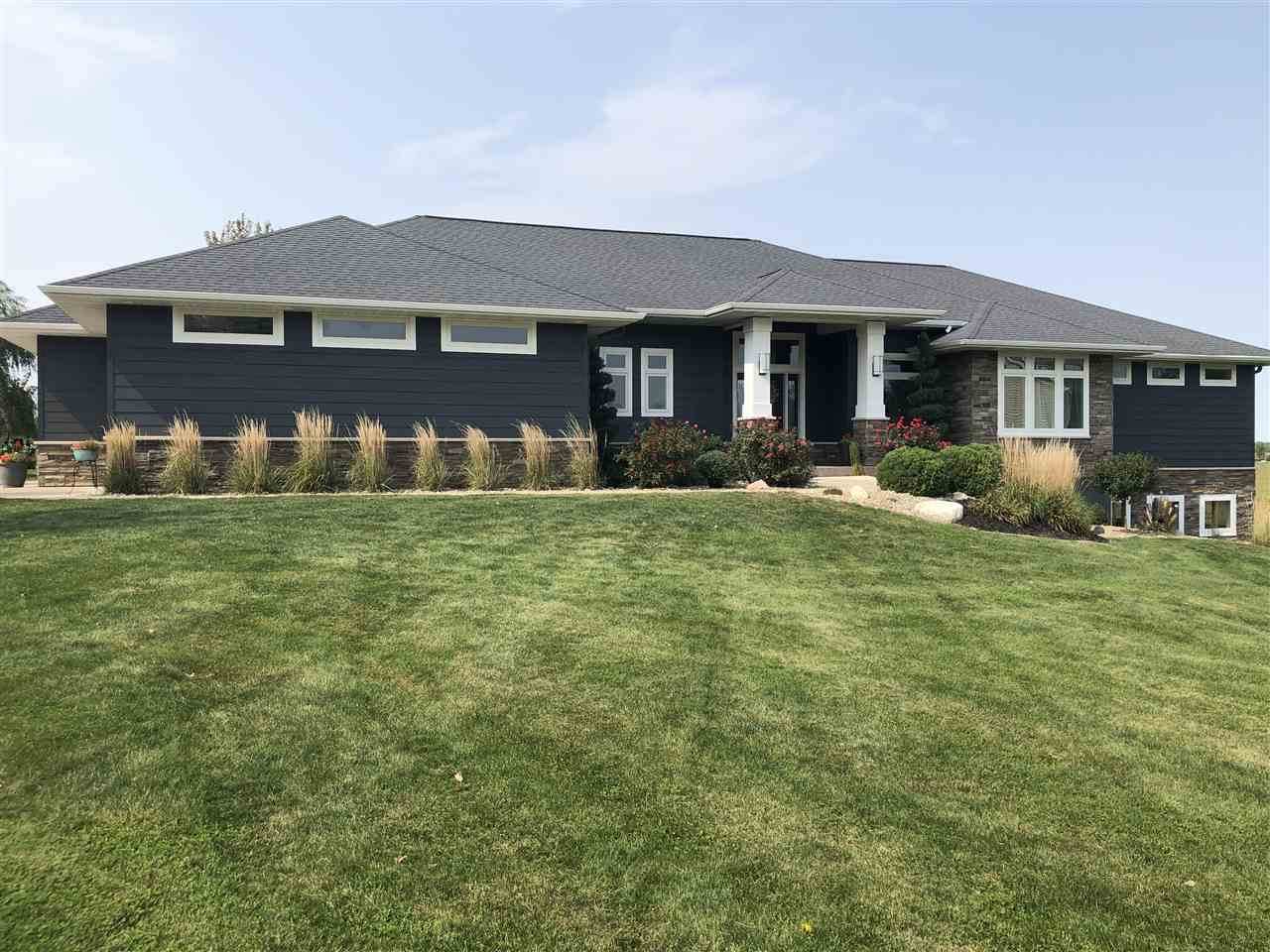 2544 Aaron Drive Se - Photo 1