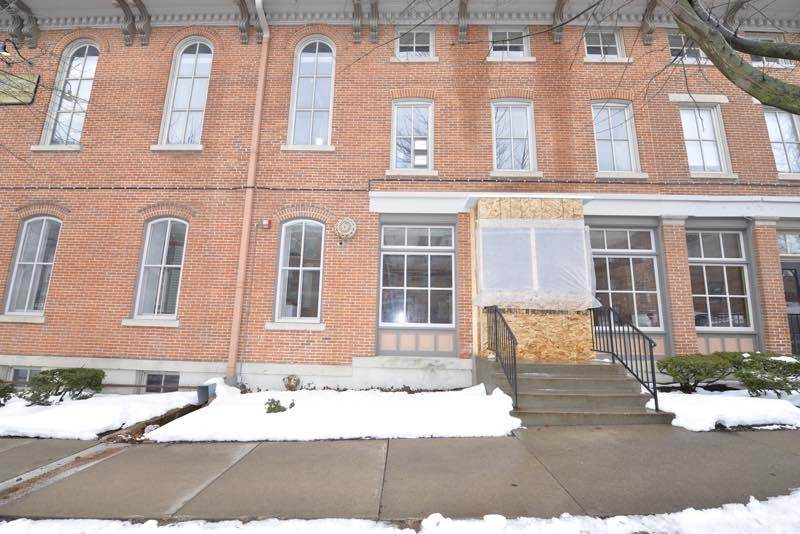 227 Market - Photo 1