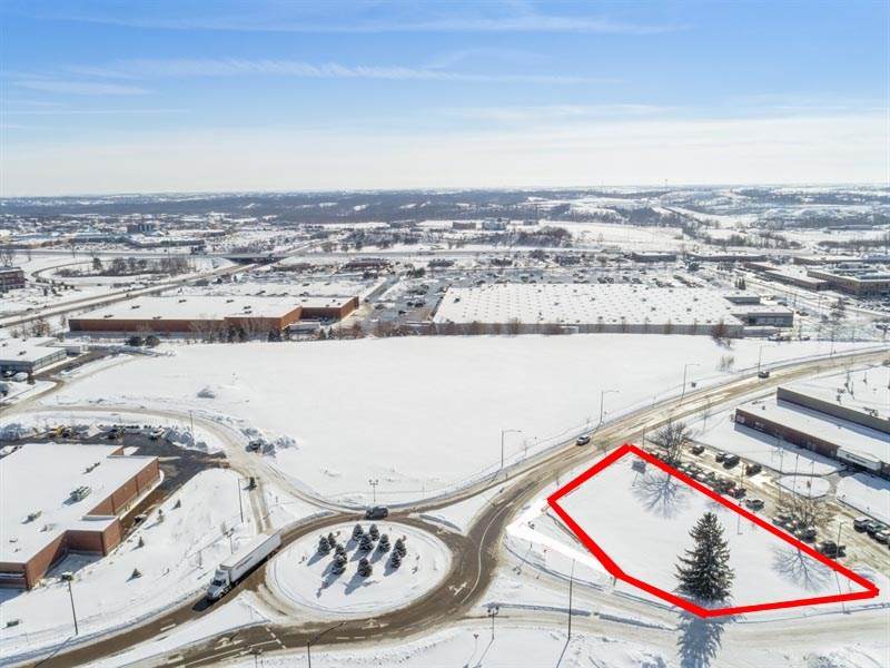 2815 Heartland Dr - Photo 1