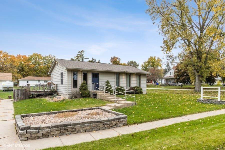 380 Hickory St. - Photo 1