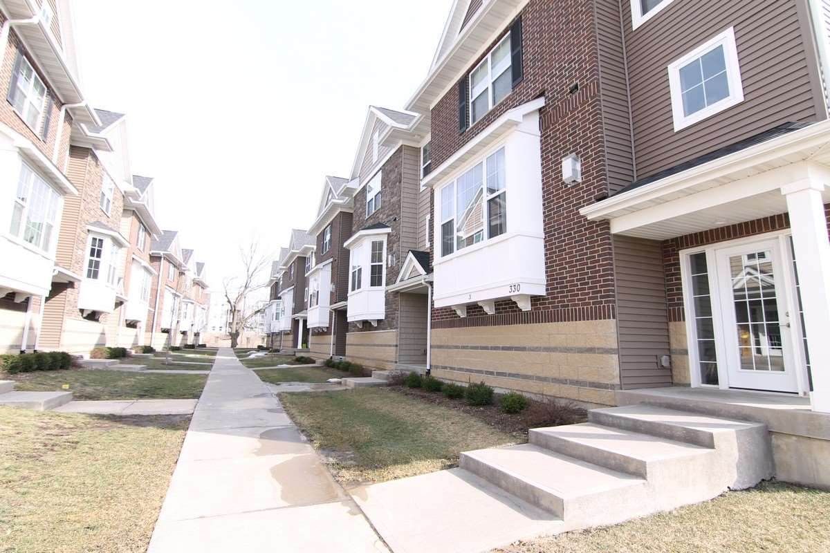 330 Clark Dr - Photo 1