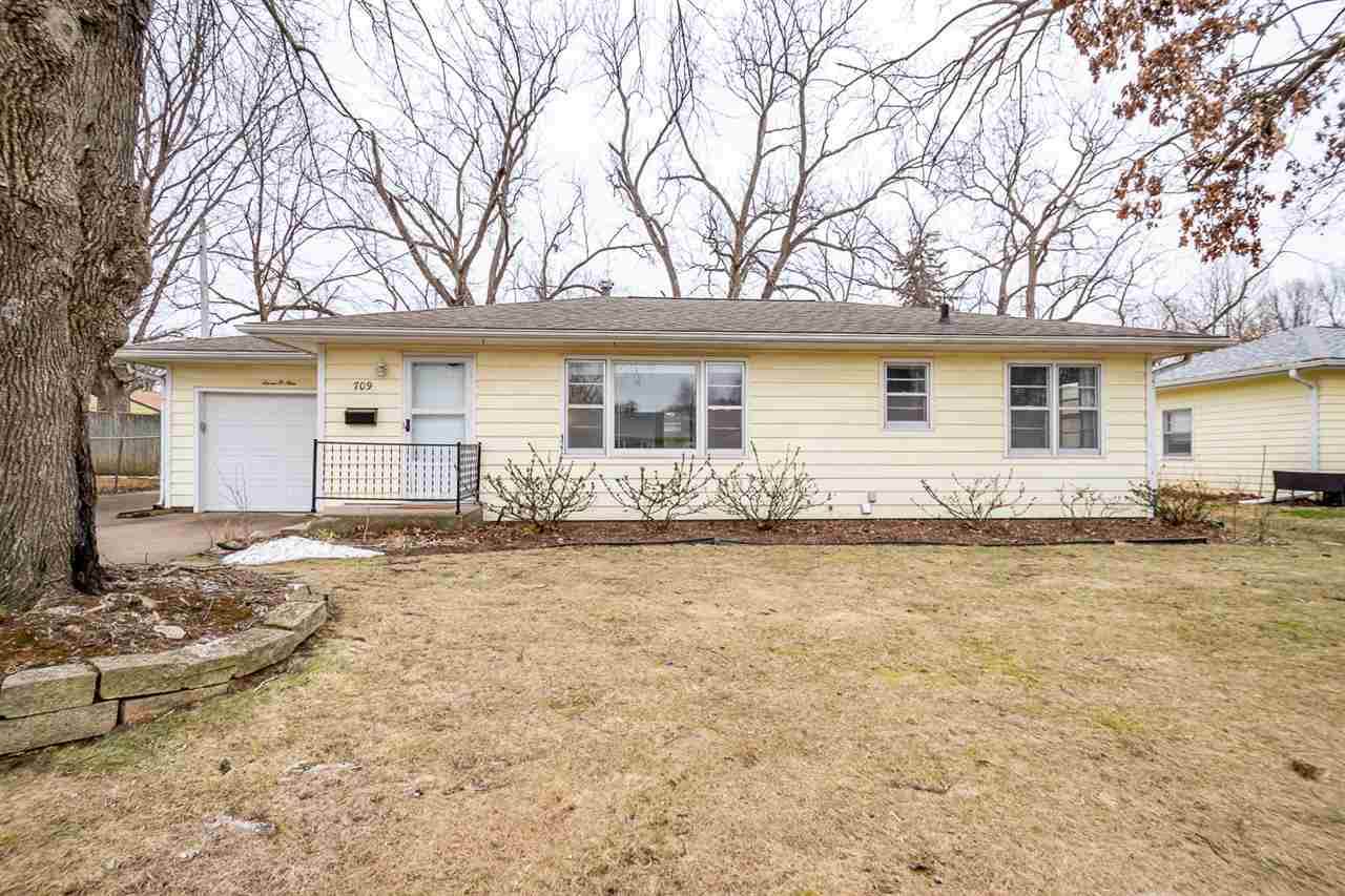 709 Caroline Ave - Photo 1