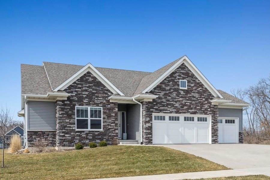 1216 Ava Cir - Photo 1
