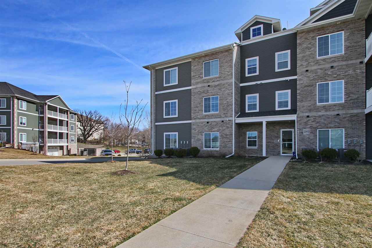 2863 Spring Rose Circle #101 - Photo 1