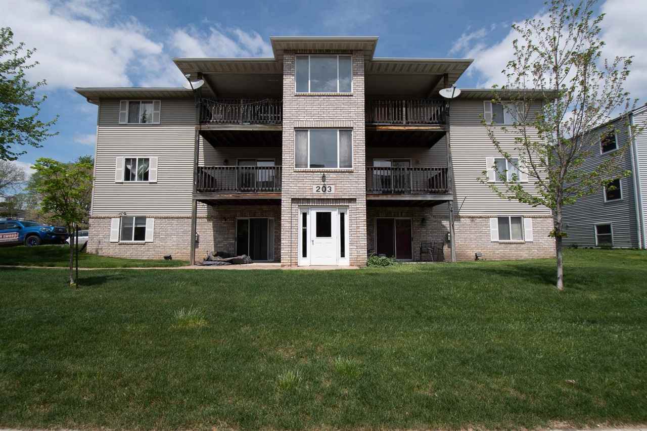 203 5th St - Photo 1