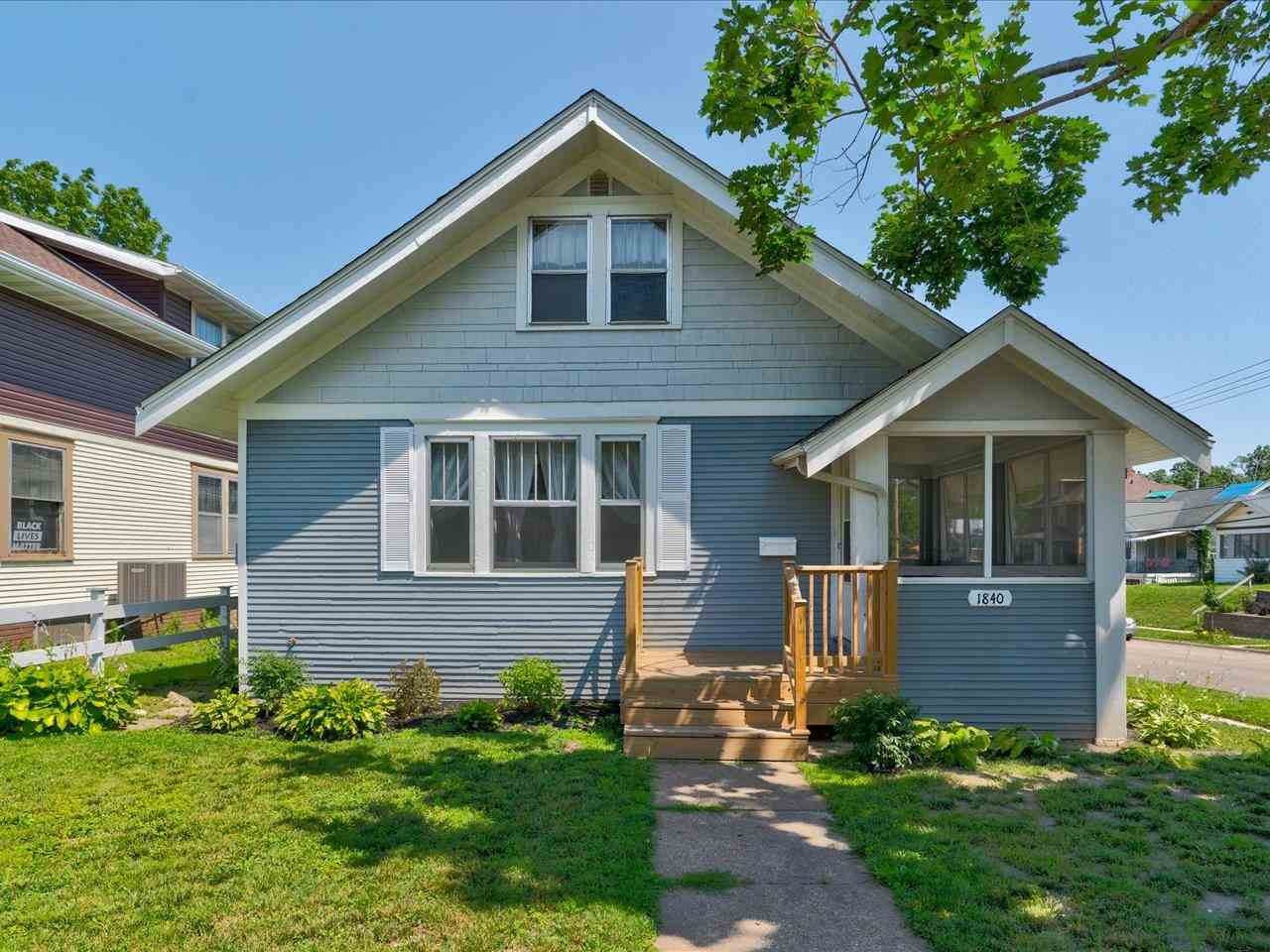 1840 Higley Ave Se - Photo 1