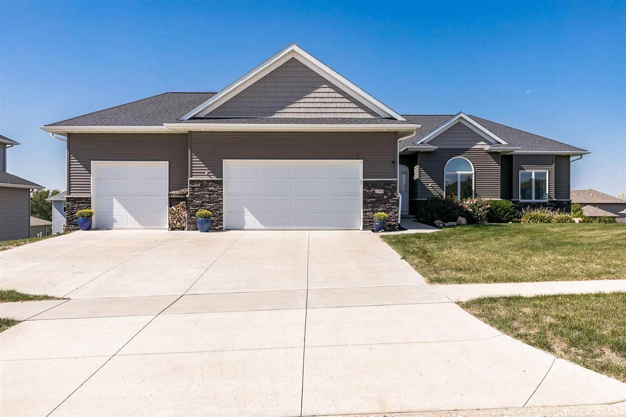 190 Cherry Ln - Photo 1